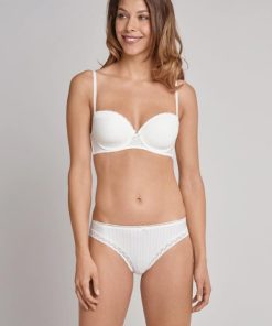 Mollyross.shop1a18eaa344 1