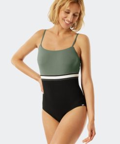 Mollyross.shop9648bb4707 1