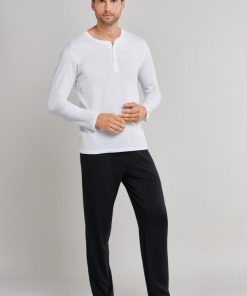 Mollyross.shopa8252615c0 1